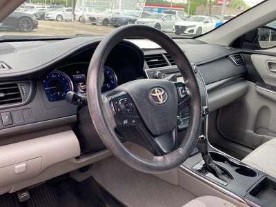 2017 Toyota Camry LE