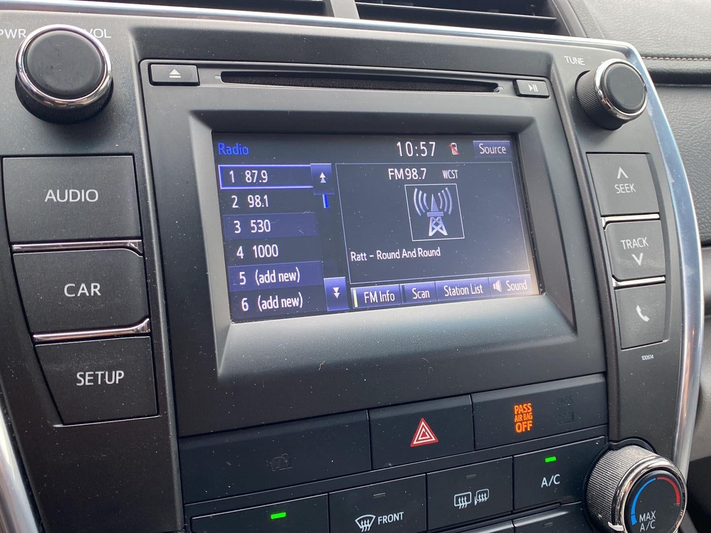 2017 Toyota Camry LE