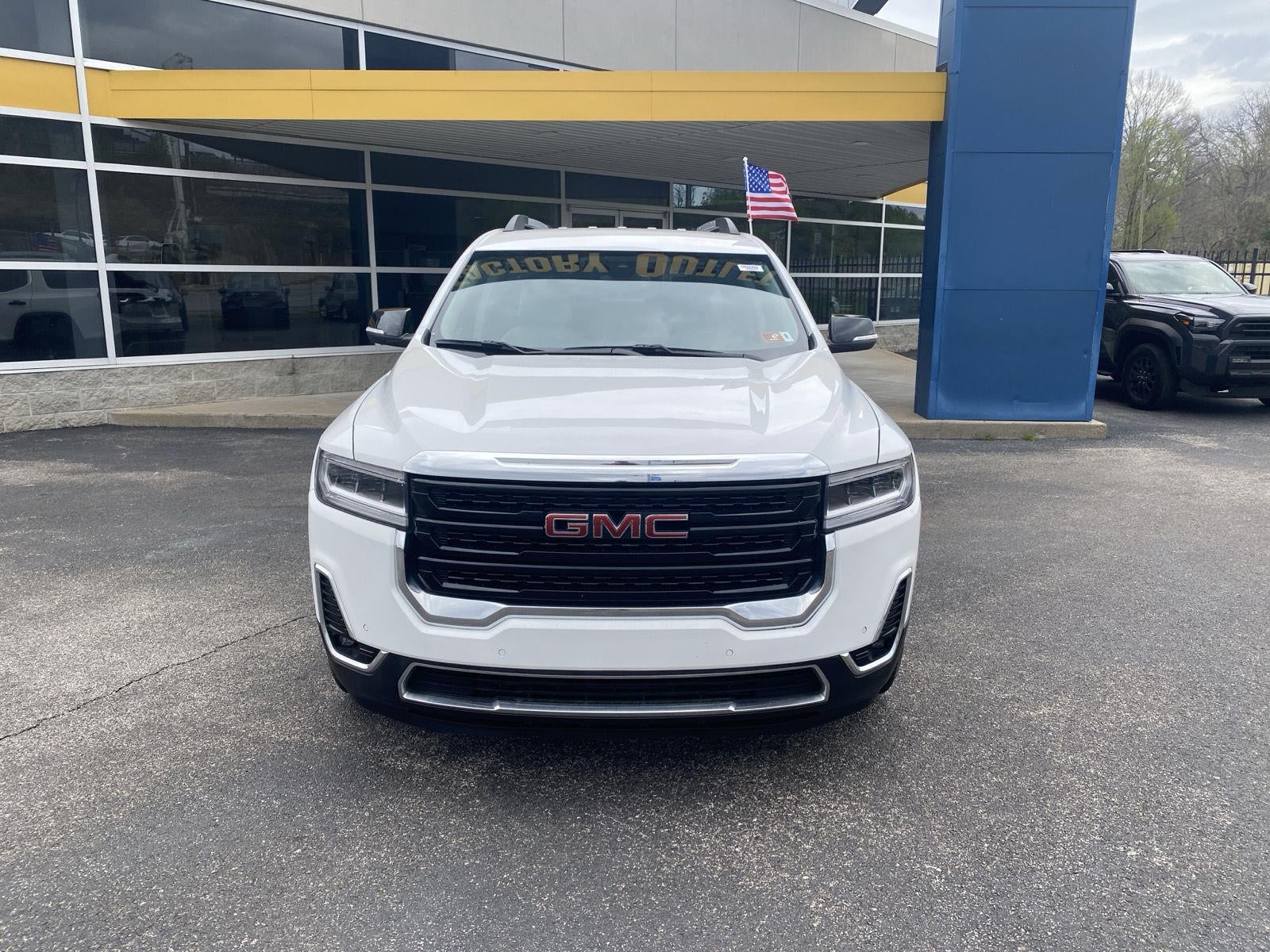 2023 GMC Acadia SLT
