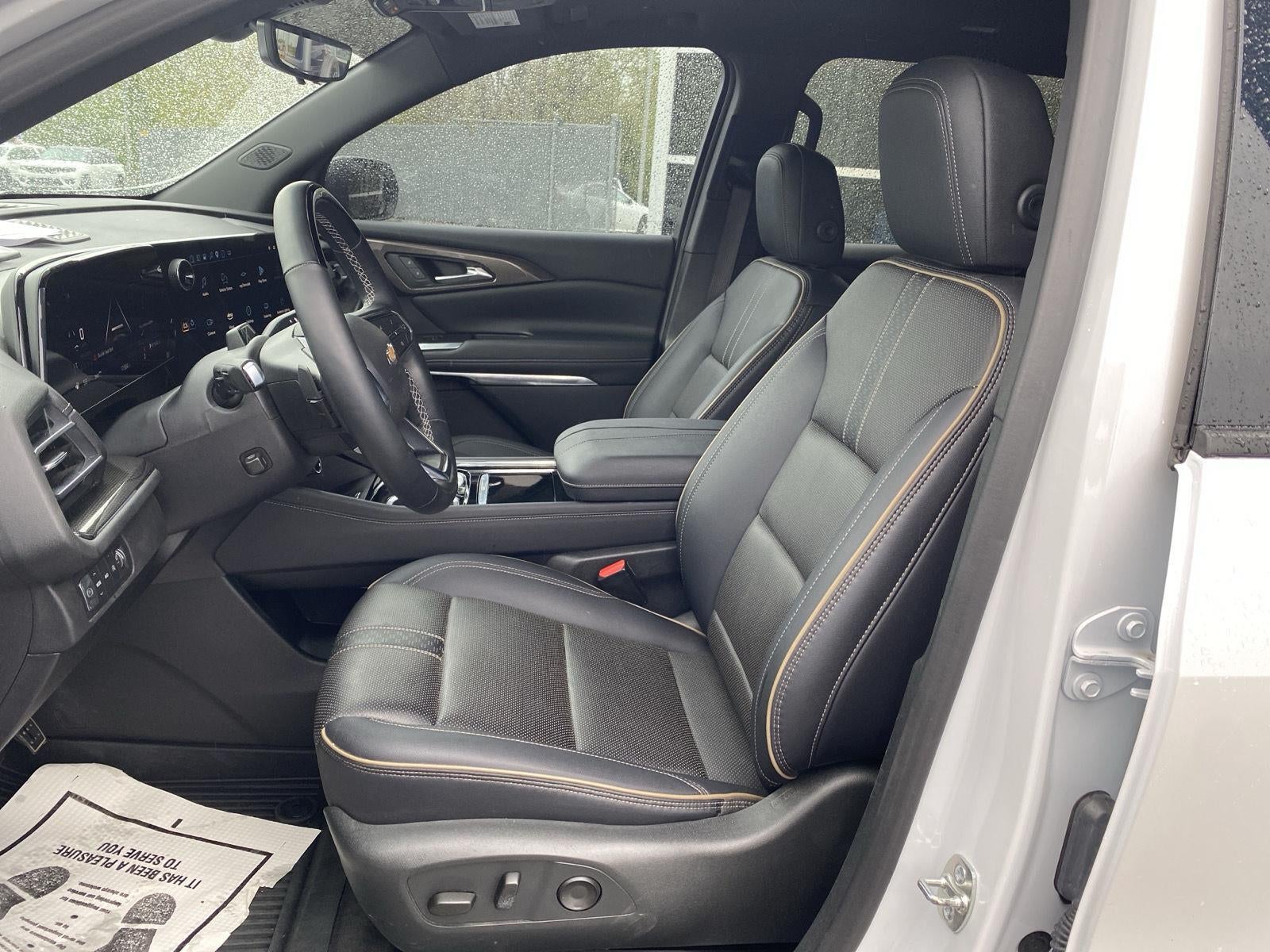2025 Chevrolet Traverse AWD High Country
