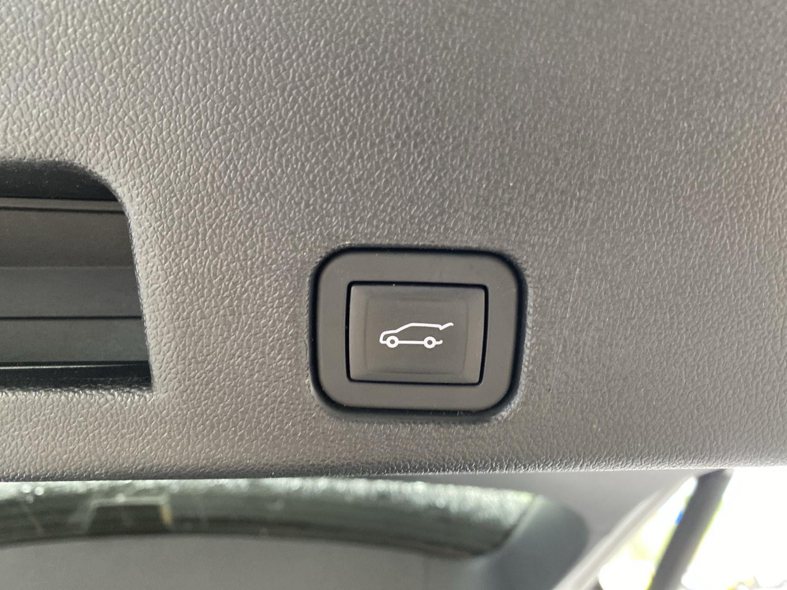 2025 Chevrolet Traverse AWD High Country