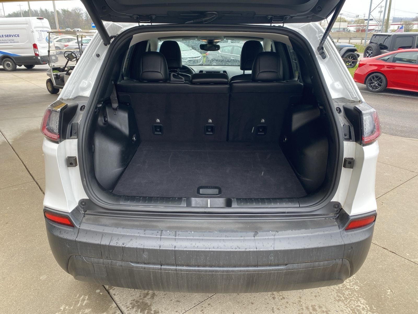 2023 Jeep Cherokee Altitude Lux