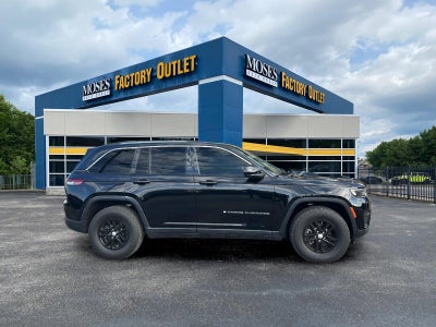 2023 Jeep Grand Cherokee Laredo
