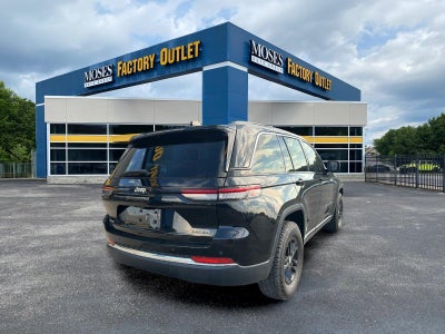 2023 Jeep Grand Cherokee Laredo