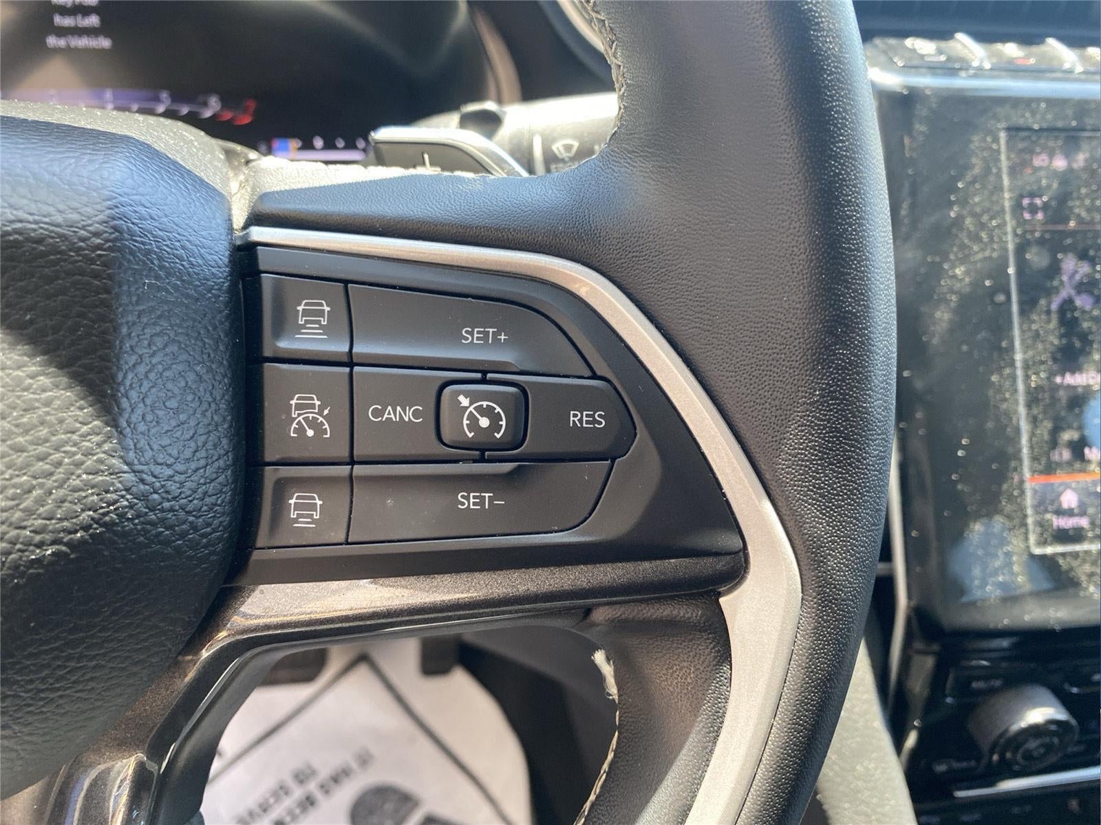 2022 Jeep Grand Cherokee L Laredo