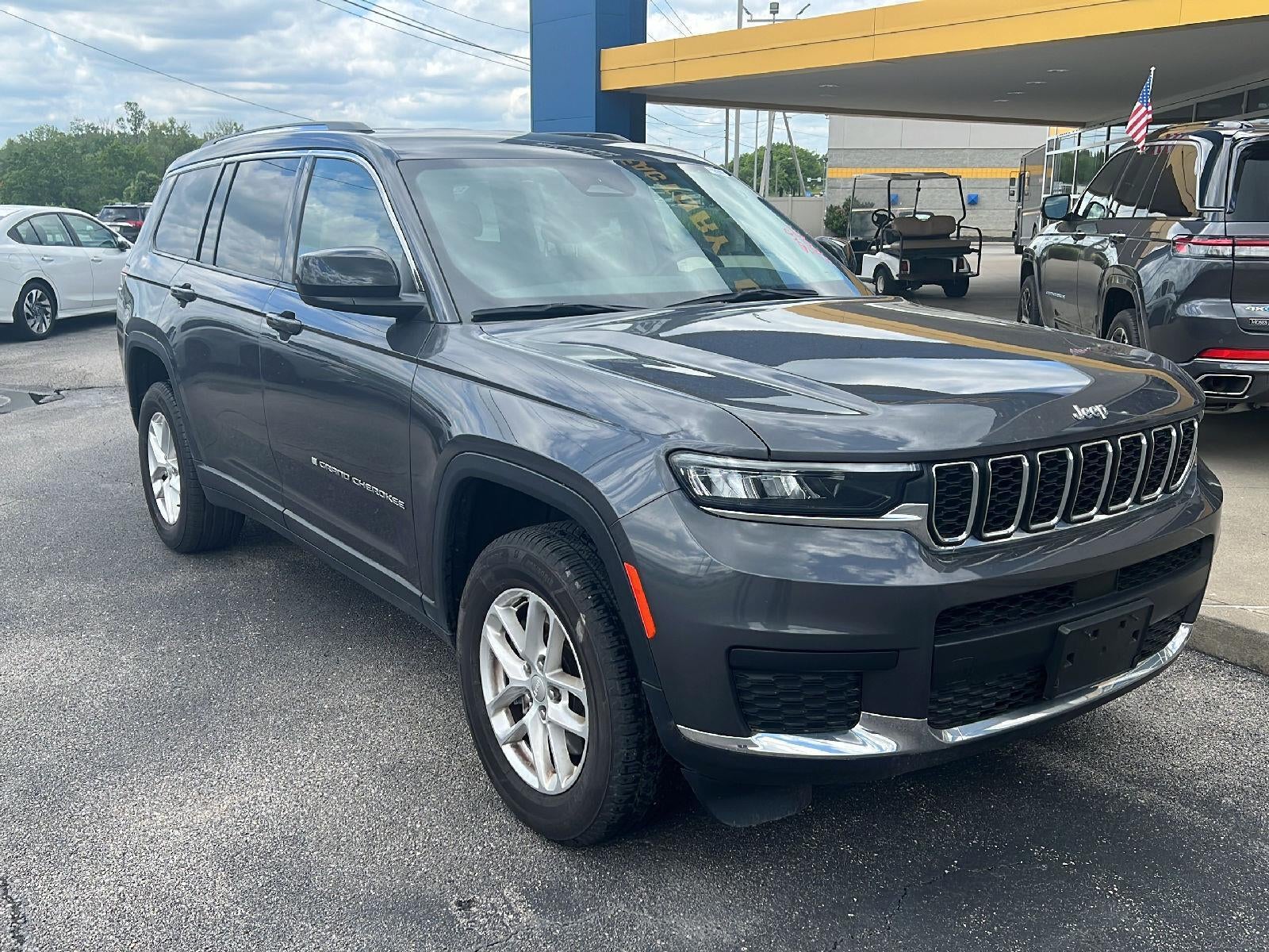 2022 Jeep Grand Cherokee L Laredo