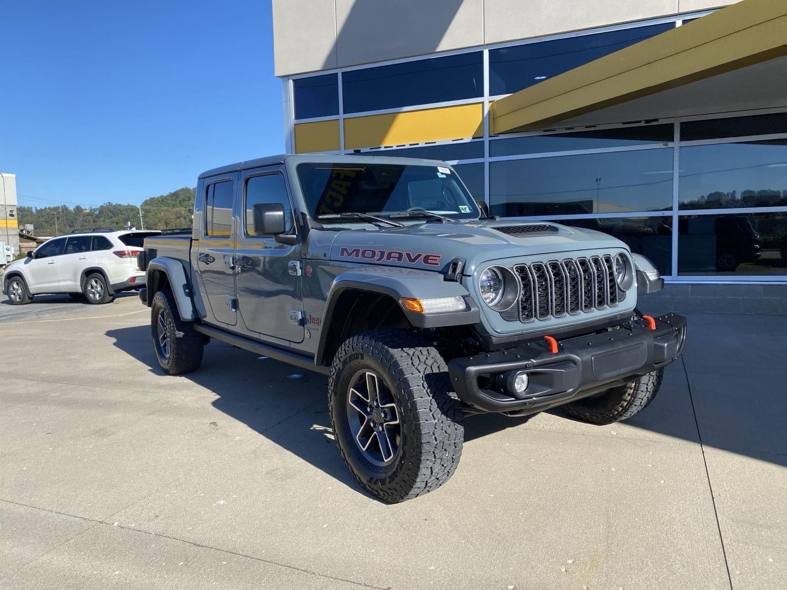 2025 Jeep Gladiator Mojave X