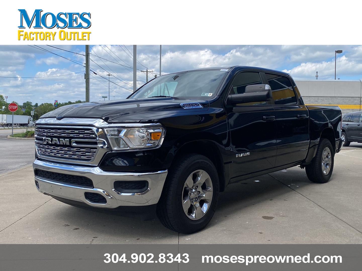 2023 RAM 1500 Big Horn/Lone Star 4x4 Crew Cab 5'7's photo
