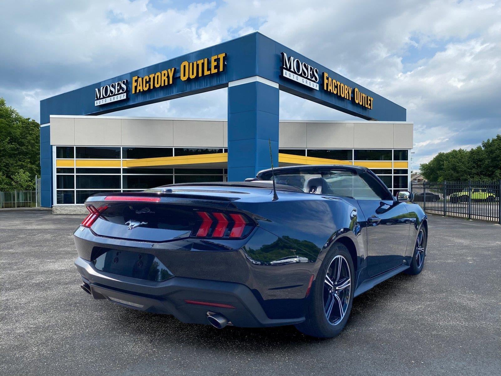 2025 Ford Mustang EcoBoost Premium