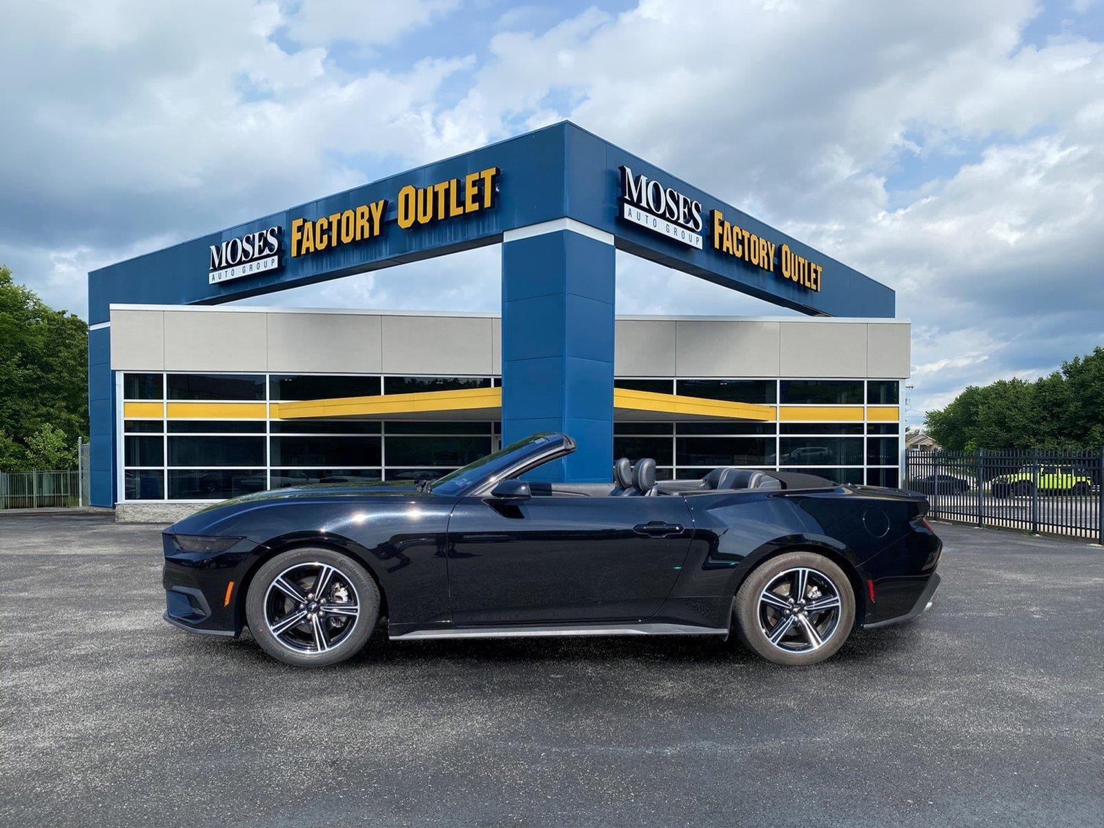 2025 Ford Mustang EcoBoost Premium