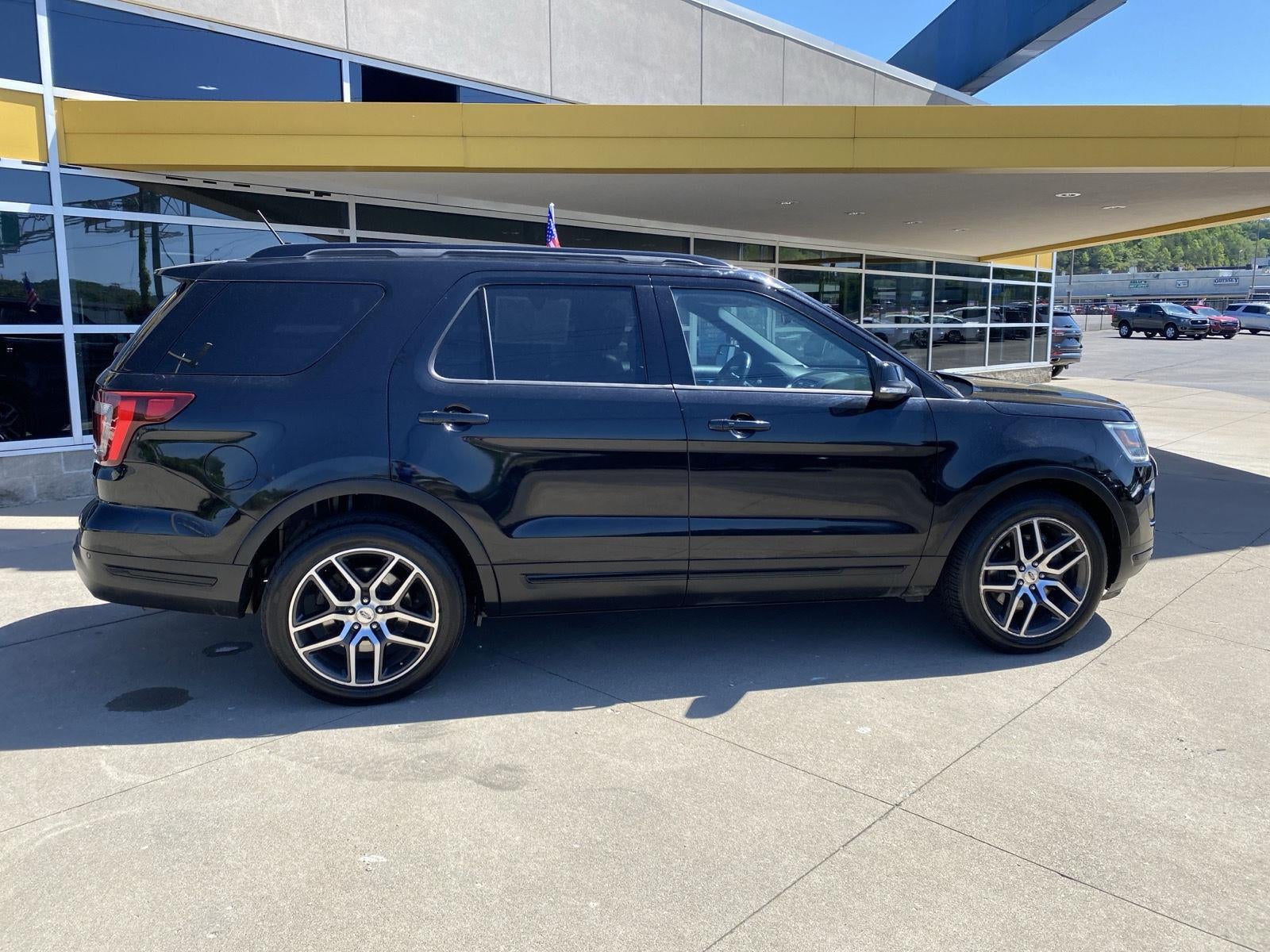 2018 Ford Explorer Sport