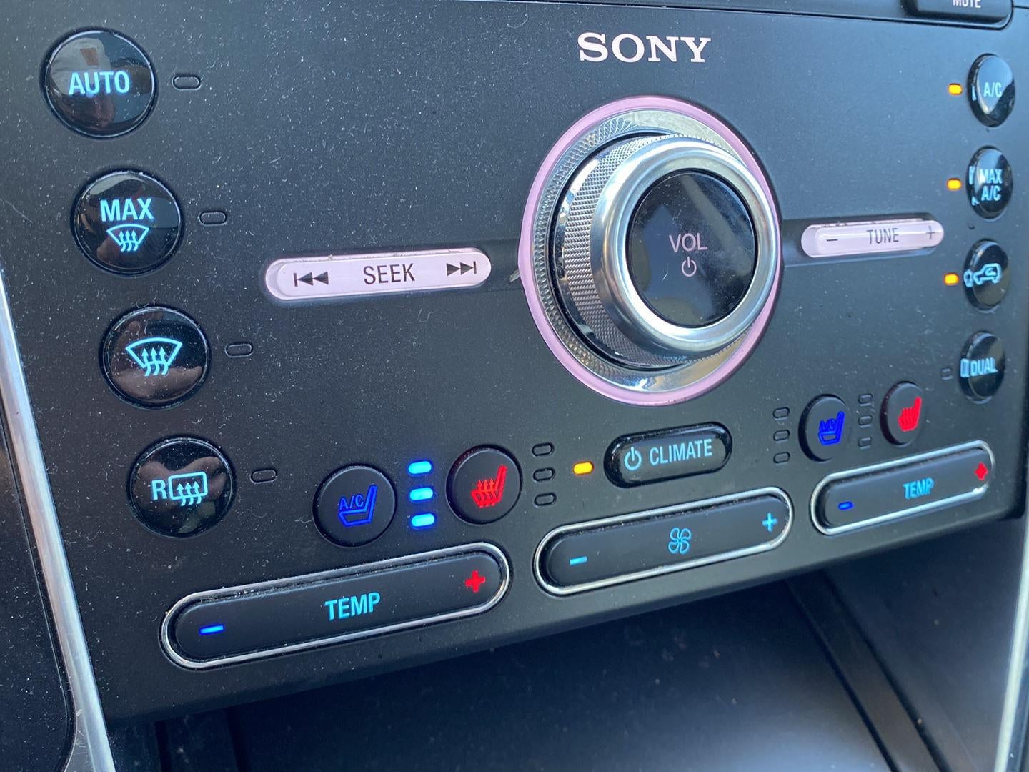 2019 Ford Explorer Platinum