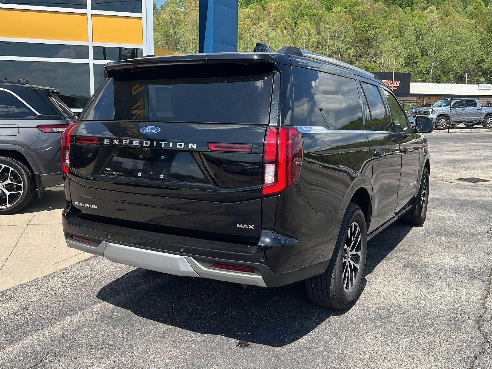 2025 Ford Expedition Max Platinum