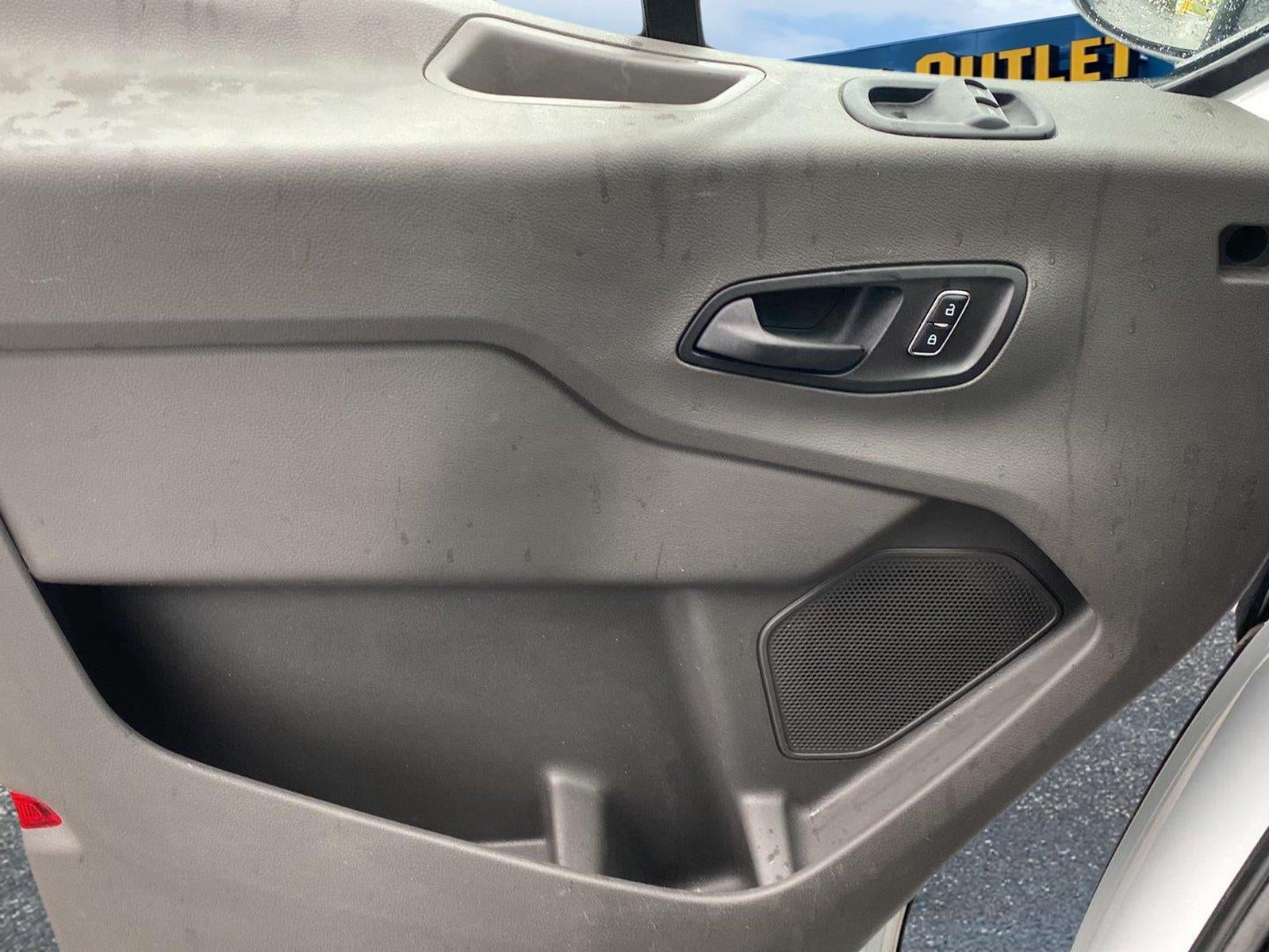 2025 Ford Transit 250