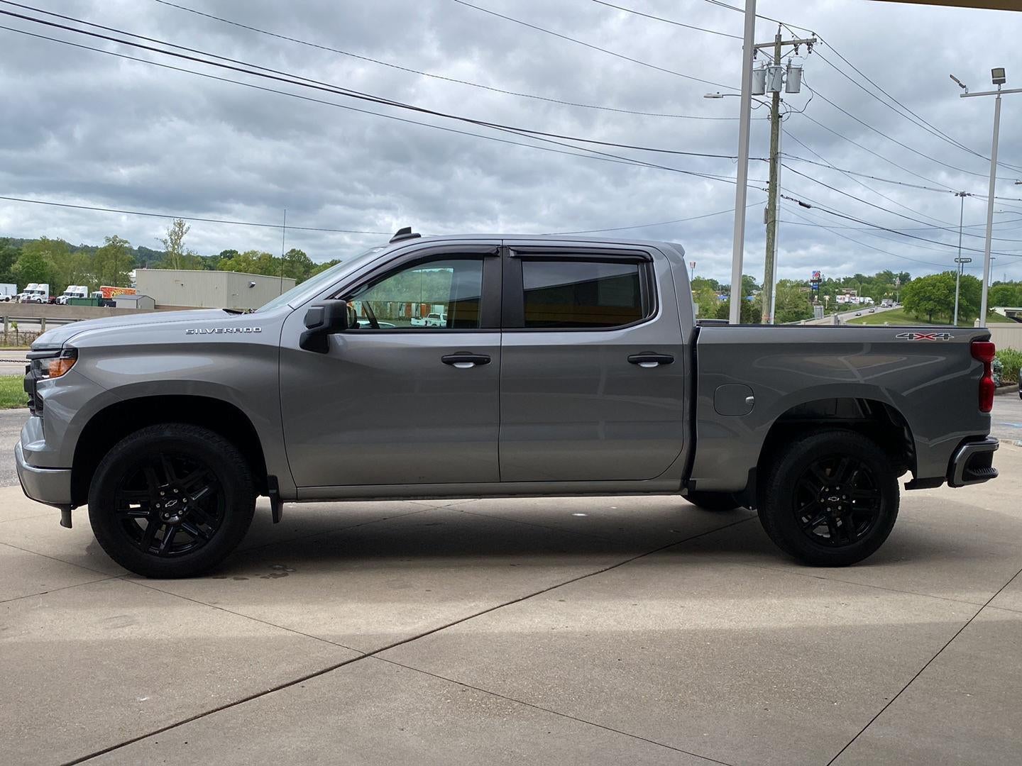 2024 Chevrolet Silverado 1500 Custom
