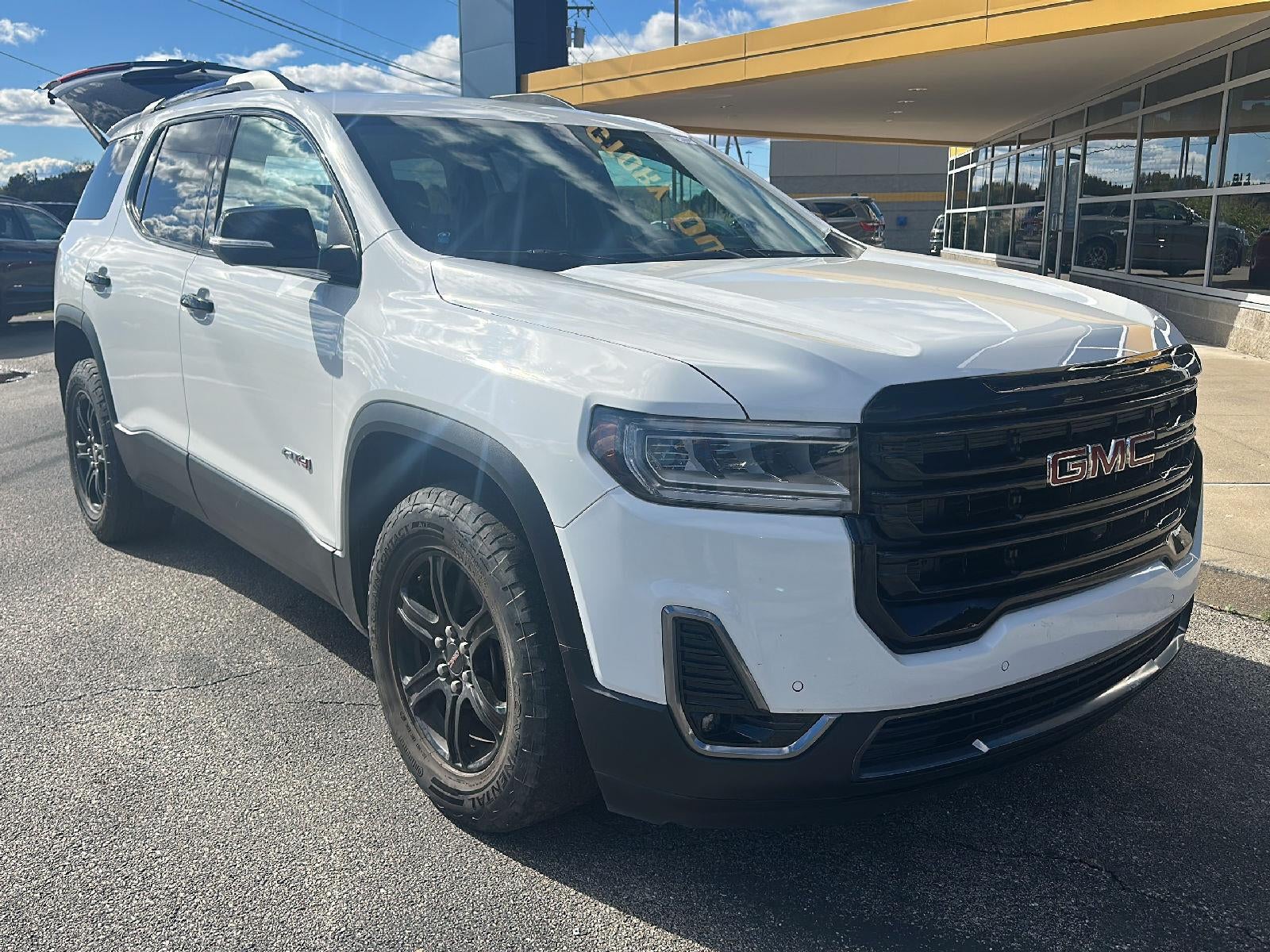 2023 GMC Acadia