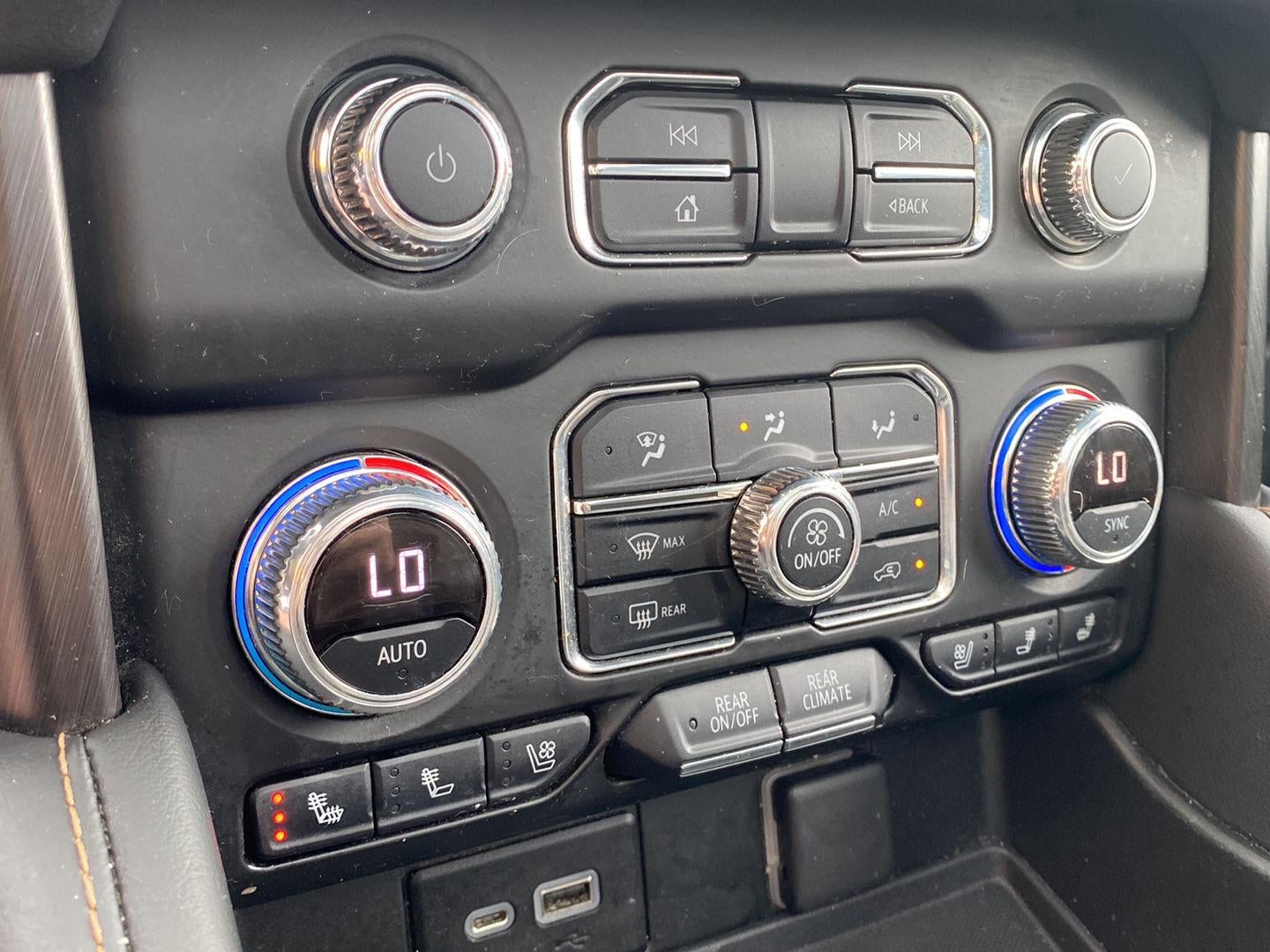 2022 GMC Yukon AT4