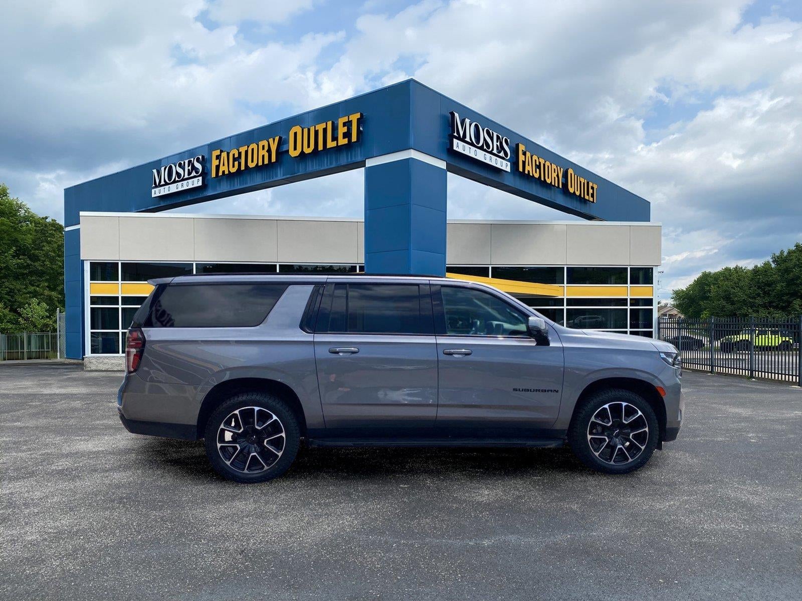 2022 Chevrolet Suburban RST