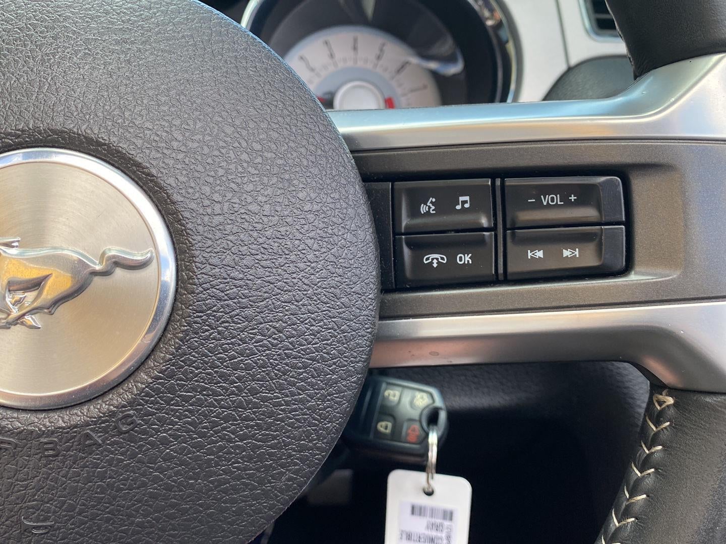 2011 Ford Mustang V6 Premium