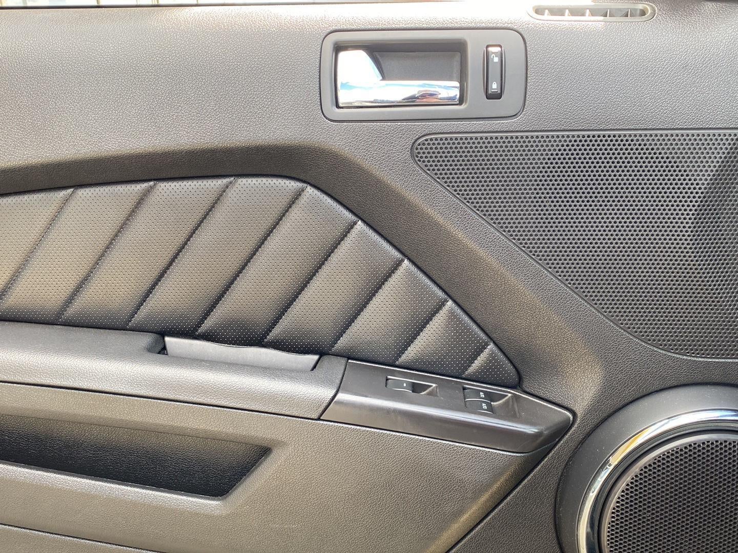2011 Ford Mustang V6 Premium