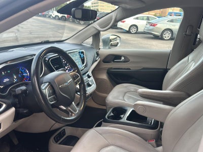 2021 Chrysler Pacifica Hybrid Touring L
