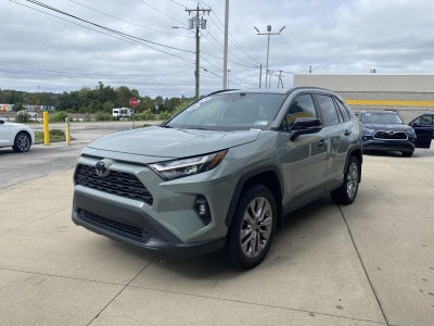 2023 Toyota Rav4 XLE Premium