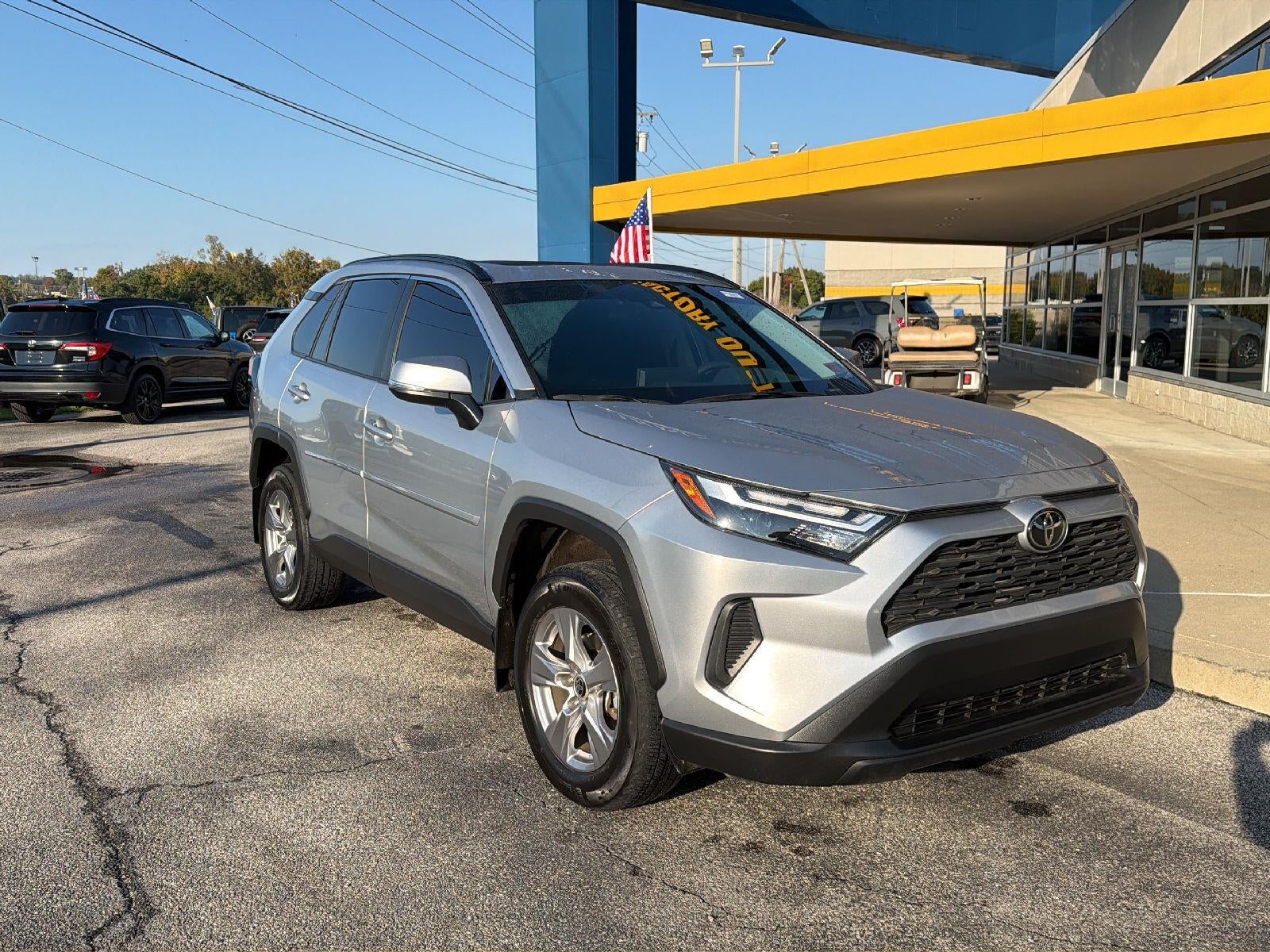2025 Toyota RAV4 XLE