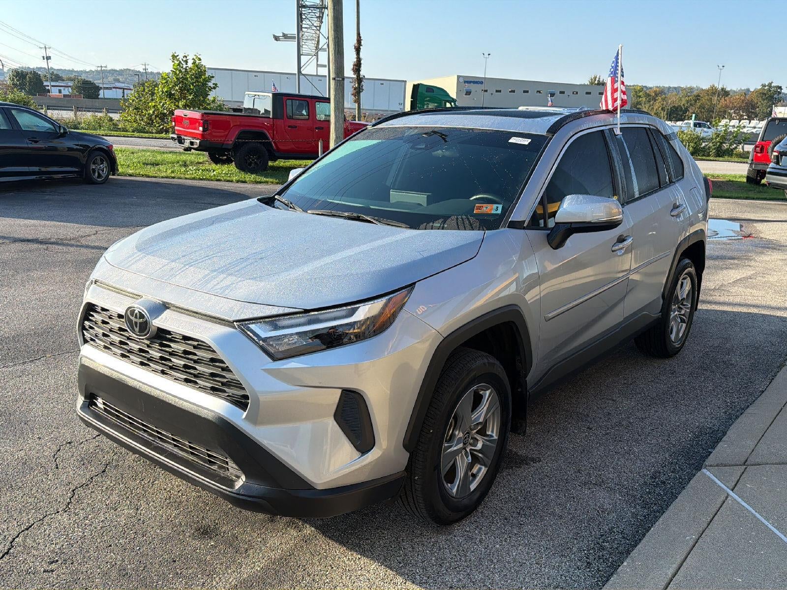 2025 Toyota RAV4 XLE