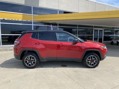 2025 Jeep Compass Trailhawk