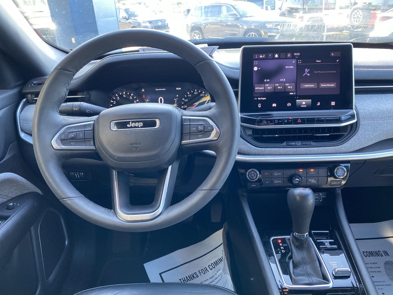 2023 Jeep Compass Latitude Lux
