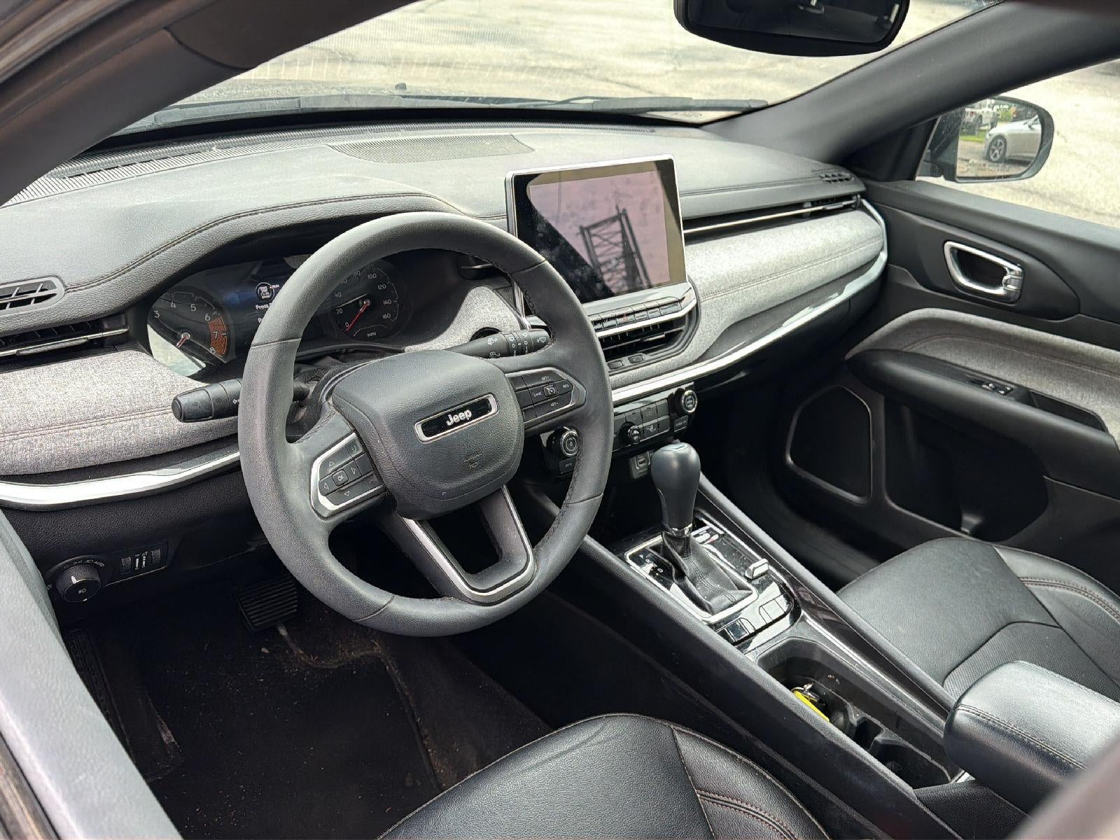 2023 Jeep Compass Latitude Lux