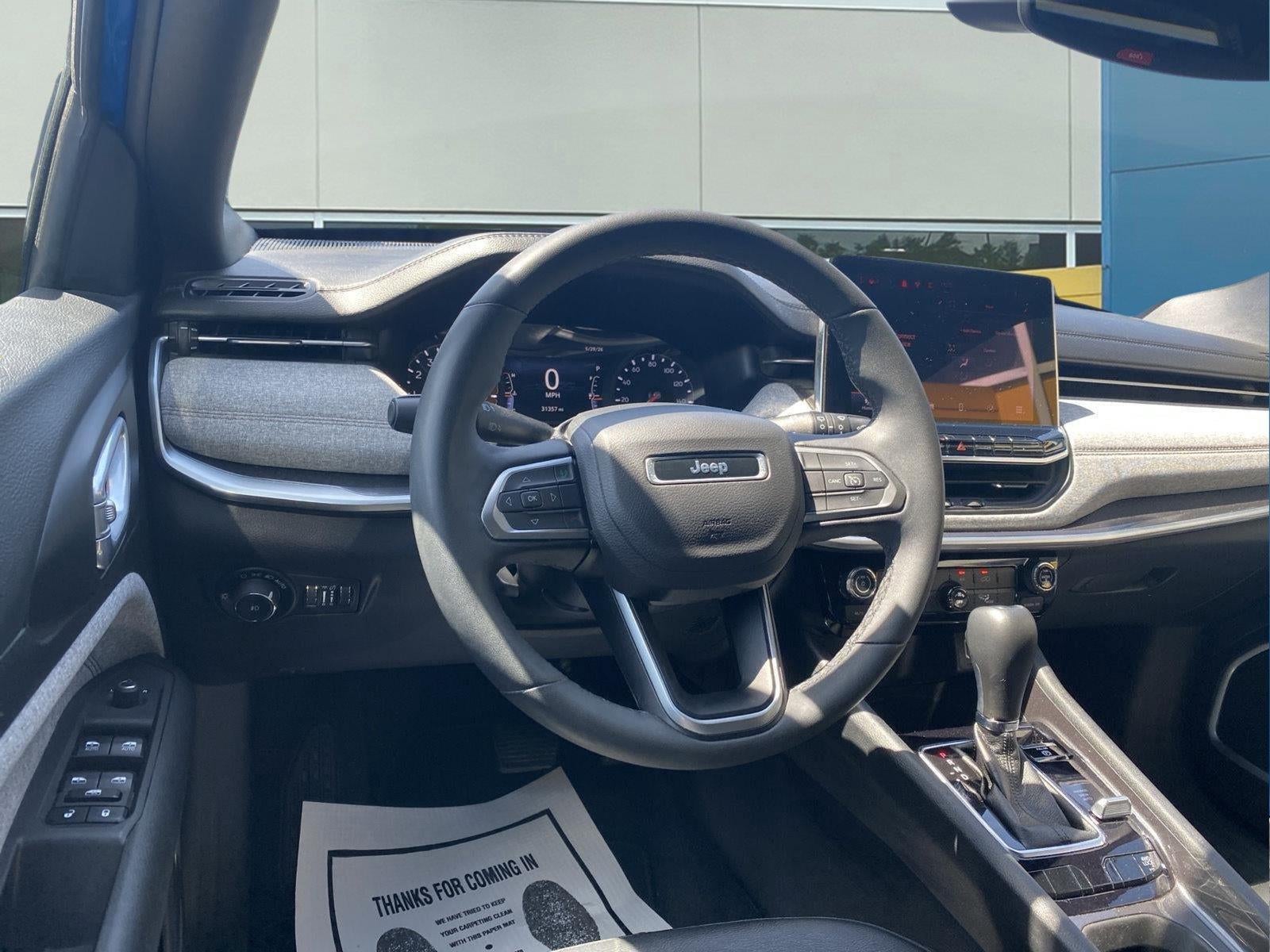 2024 Jeep Compass Latitude Lux
