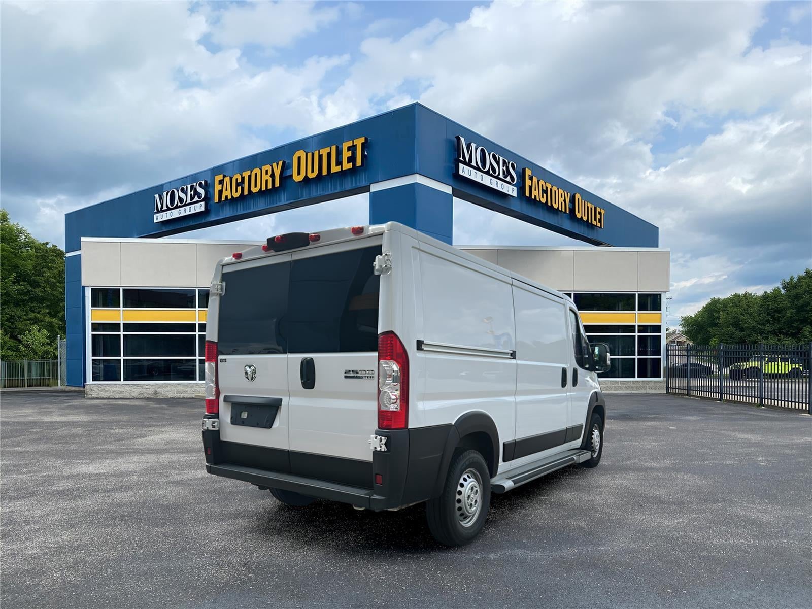 2025 RAM Promaster Cargo Van Tradesman