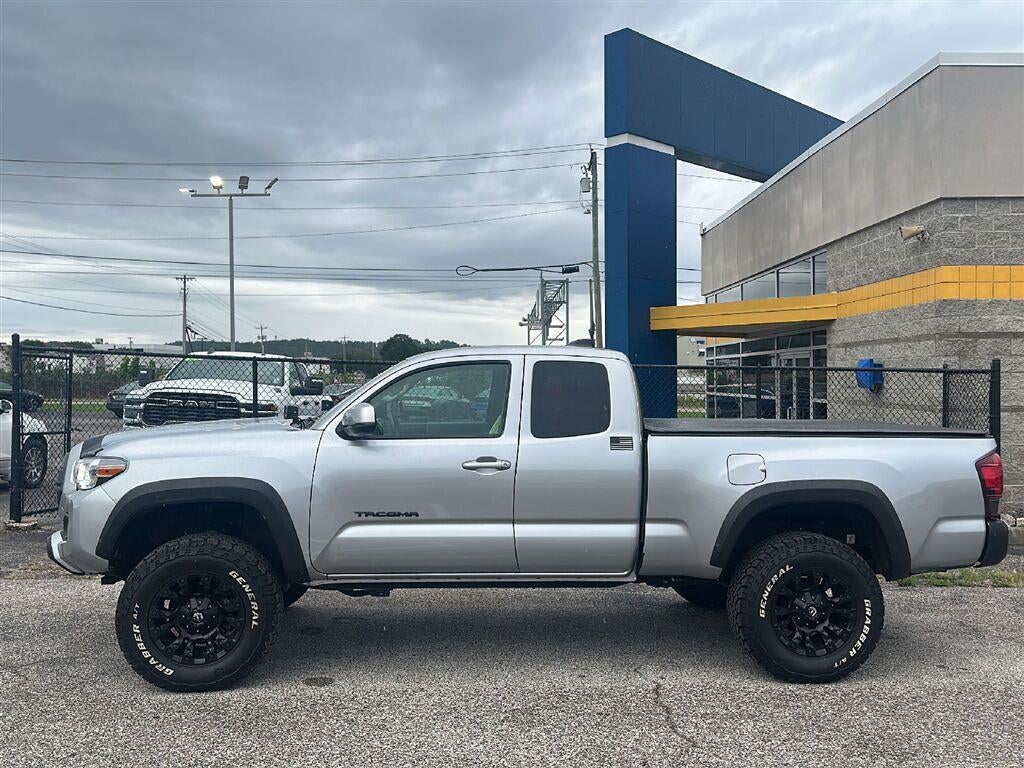 2022 Toyota Tacoma SR5