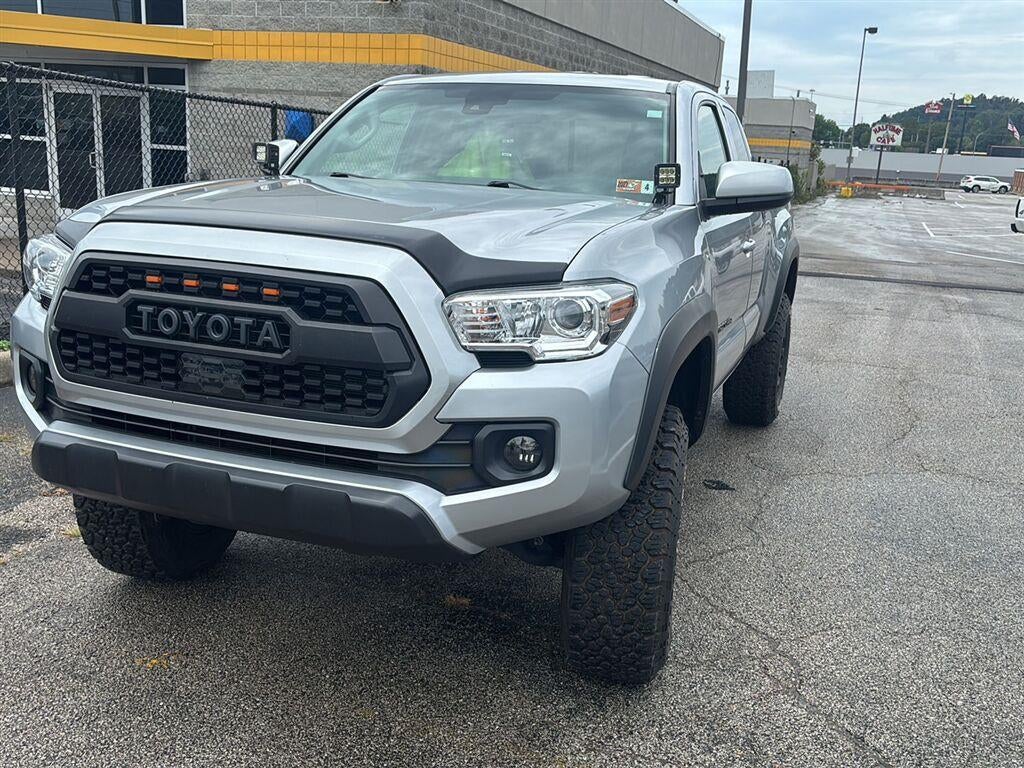 2022 Toyota Tacoma SR5
