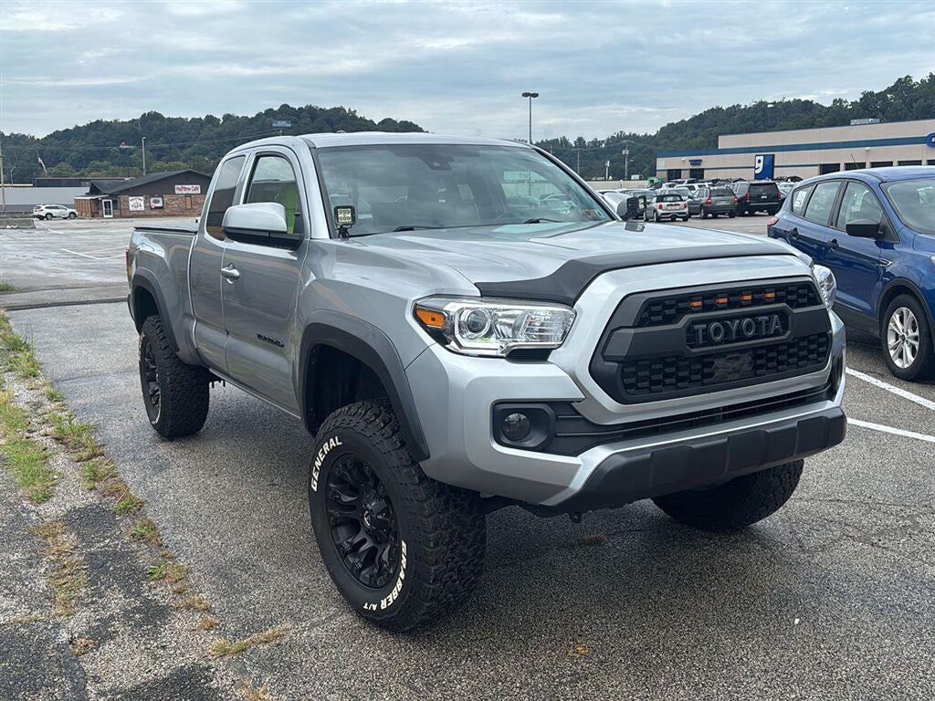 2022 Toyota Tacoma SR5