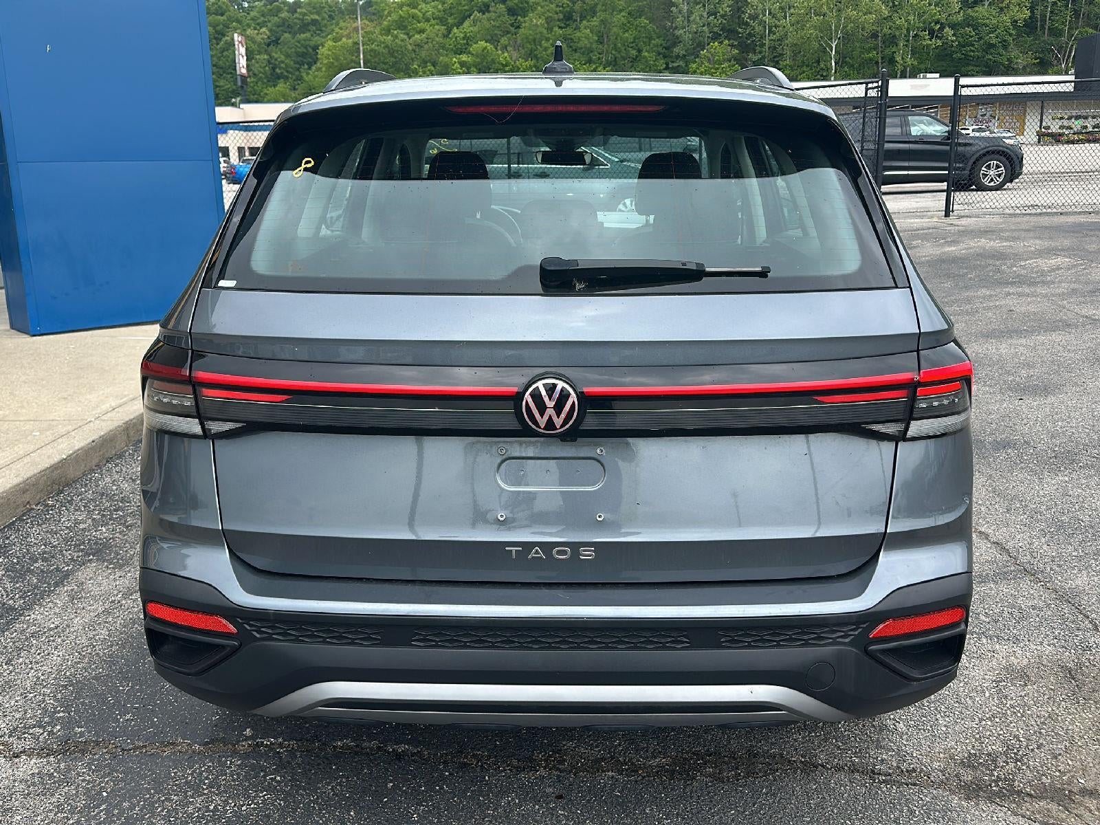 2025 Volkswagen Taos S