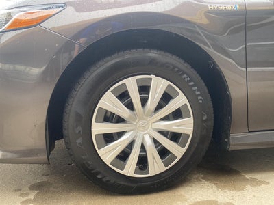 2019 Toyota Camry Hybrid LE