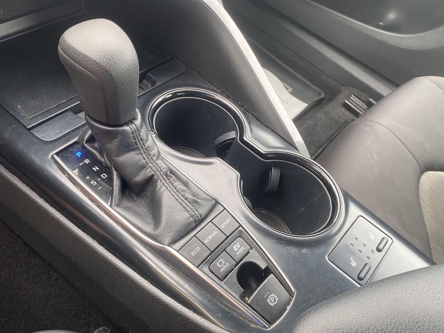 2019 Toyota Camry Hybrid LE