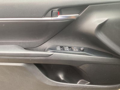 2019 Toyota Camry Hybrid LE