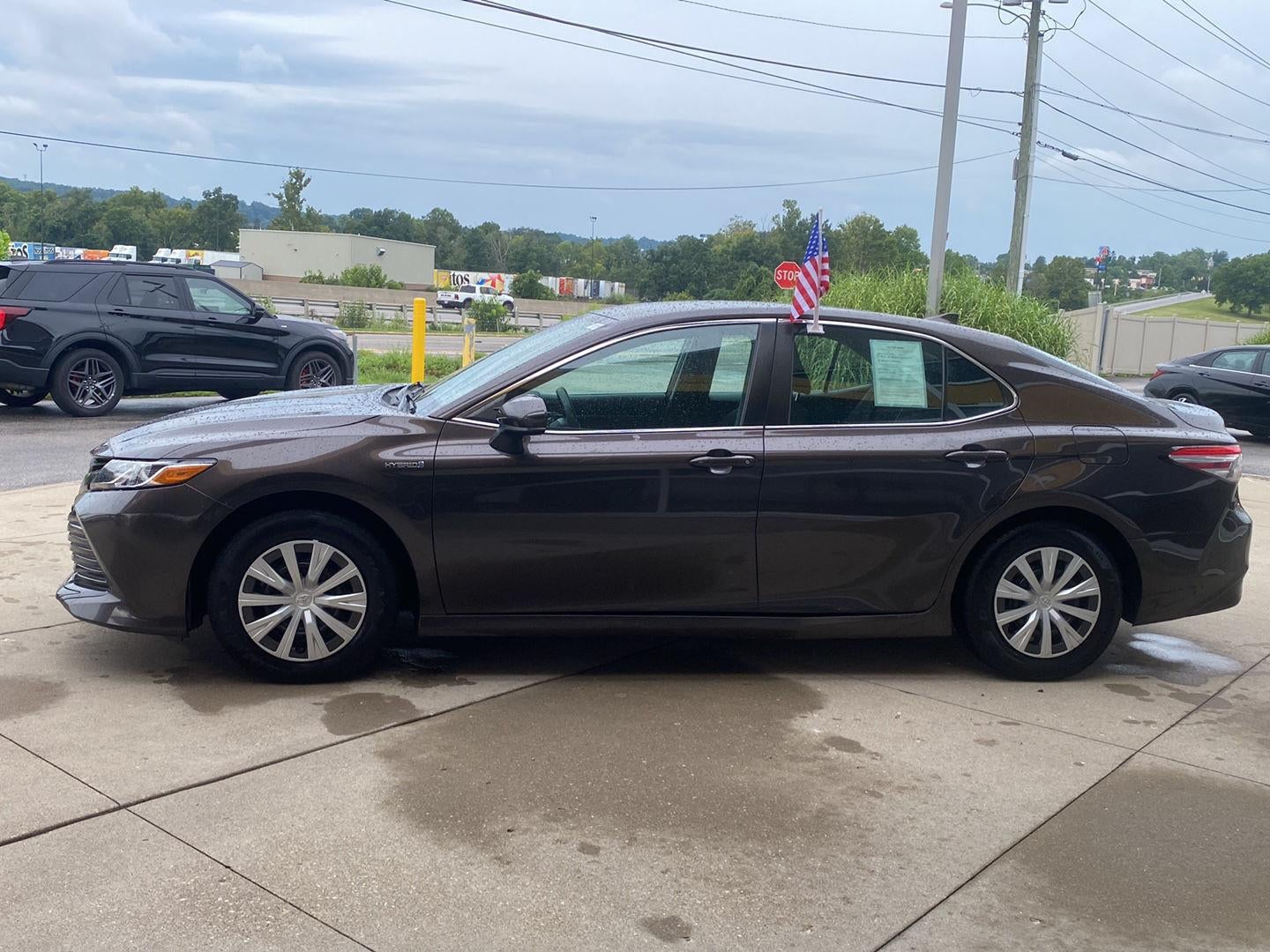 2019 Toyota Camry Hybrid LE