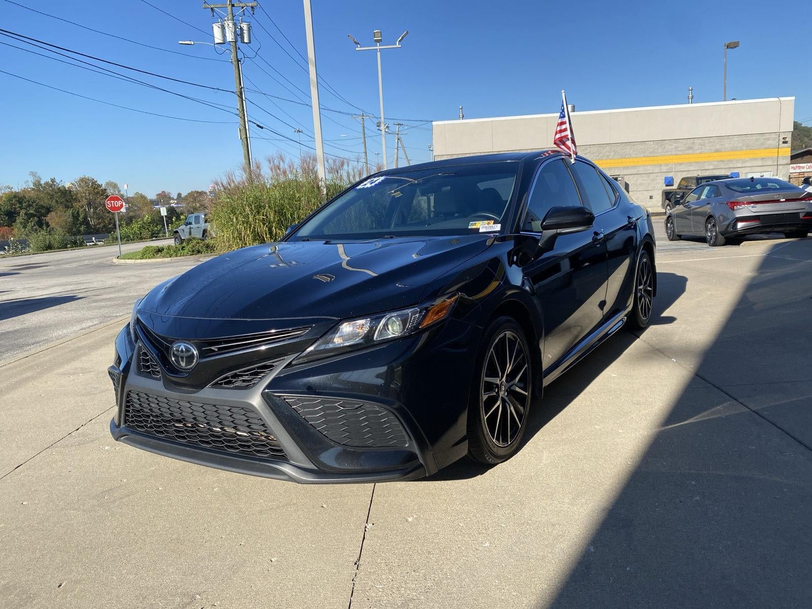 2024 Toyota Camry SE