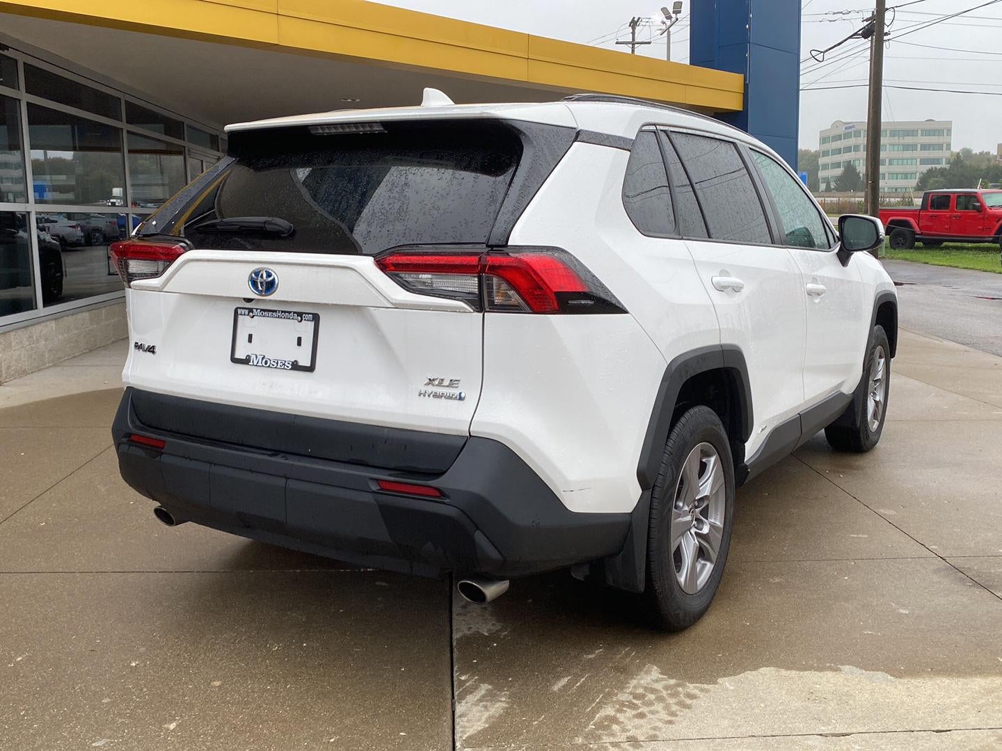 2023 Toyota RAV4 Hybrid XLE