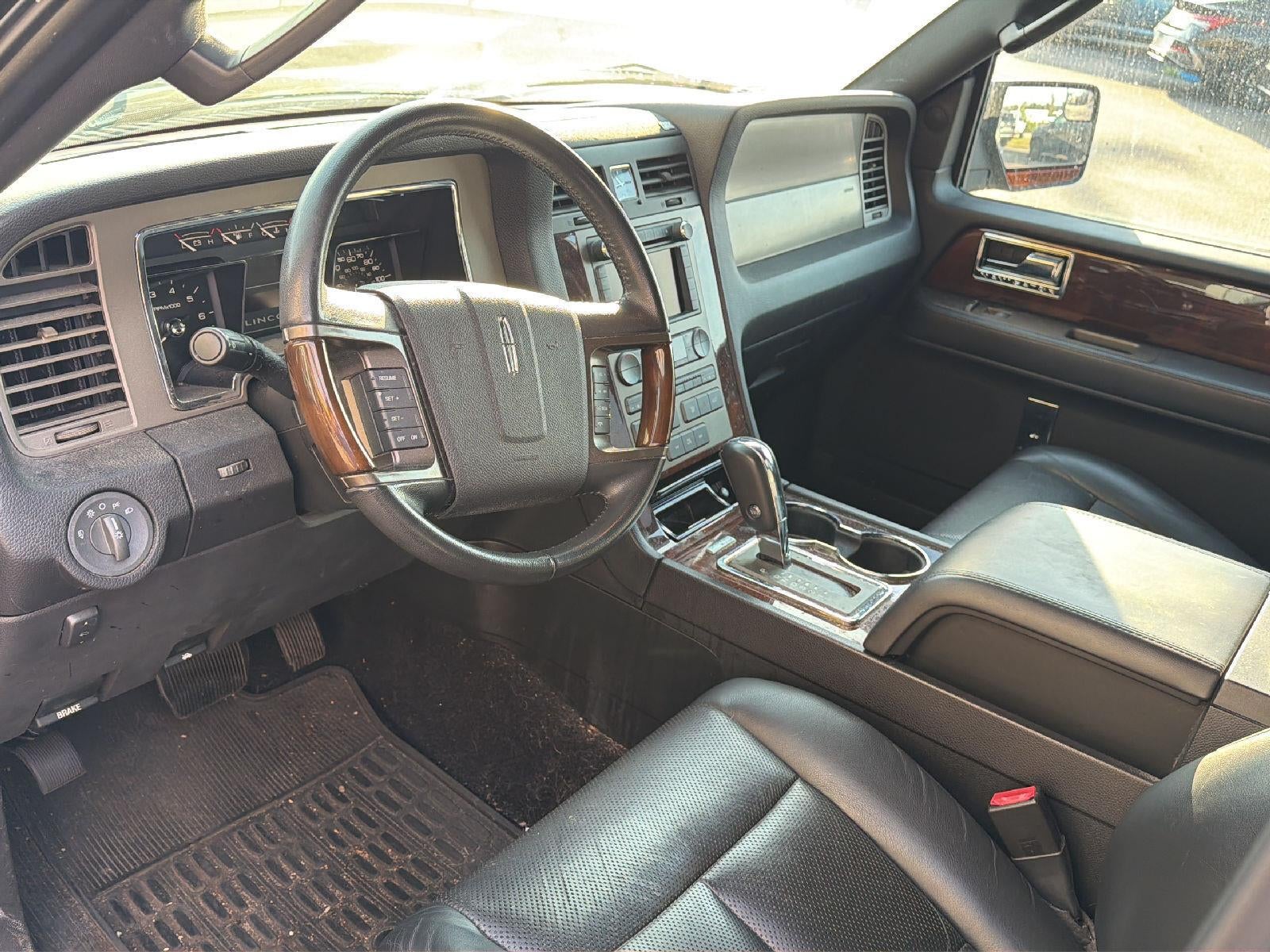 2014 Lincoln Navigator 4WD 4DR