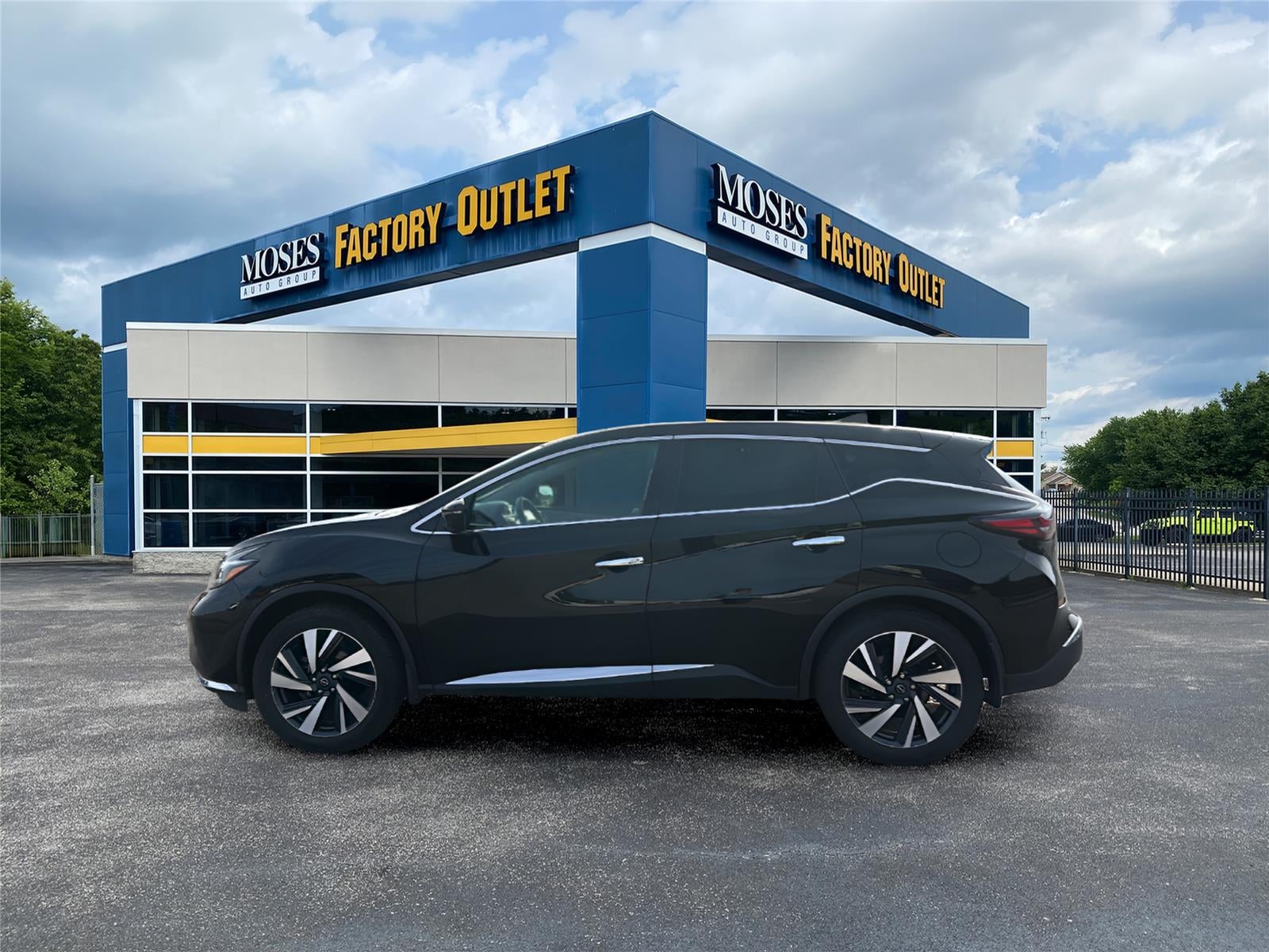 2023 Nissan Murano SL