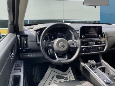 2025 Nissan PATHFINDER SV 4WD