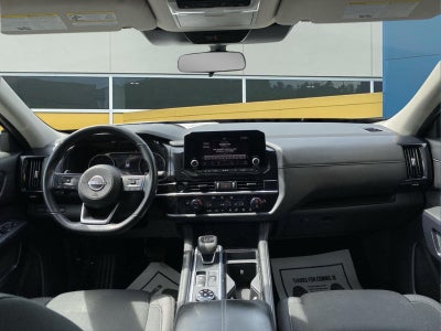 2025 Nissan PATHFINDER SV 4WD