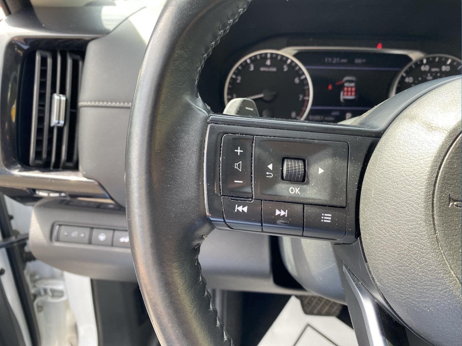 2025 Nissan PATHFINDER SV 4WD
