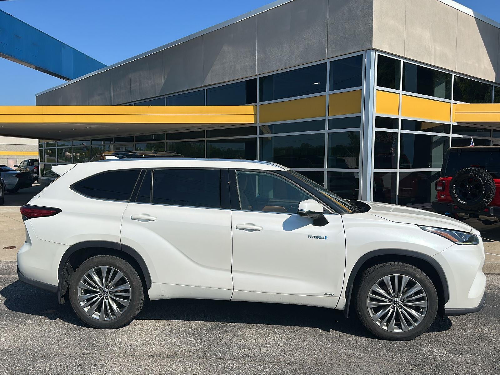 2020 Toyota Highlander Hybrid Platinum