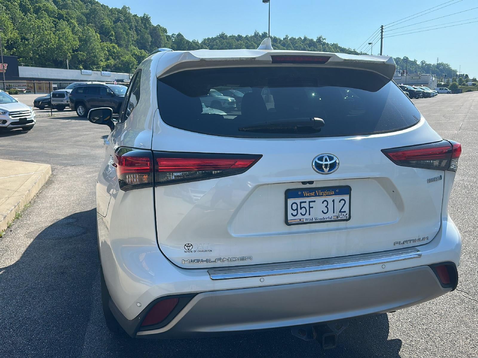 2020 Toyota Highlander Hybrid Platinum